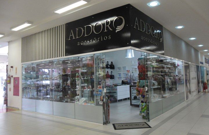 Fachada da loja Addoro Acessórios em Itajaí, SC